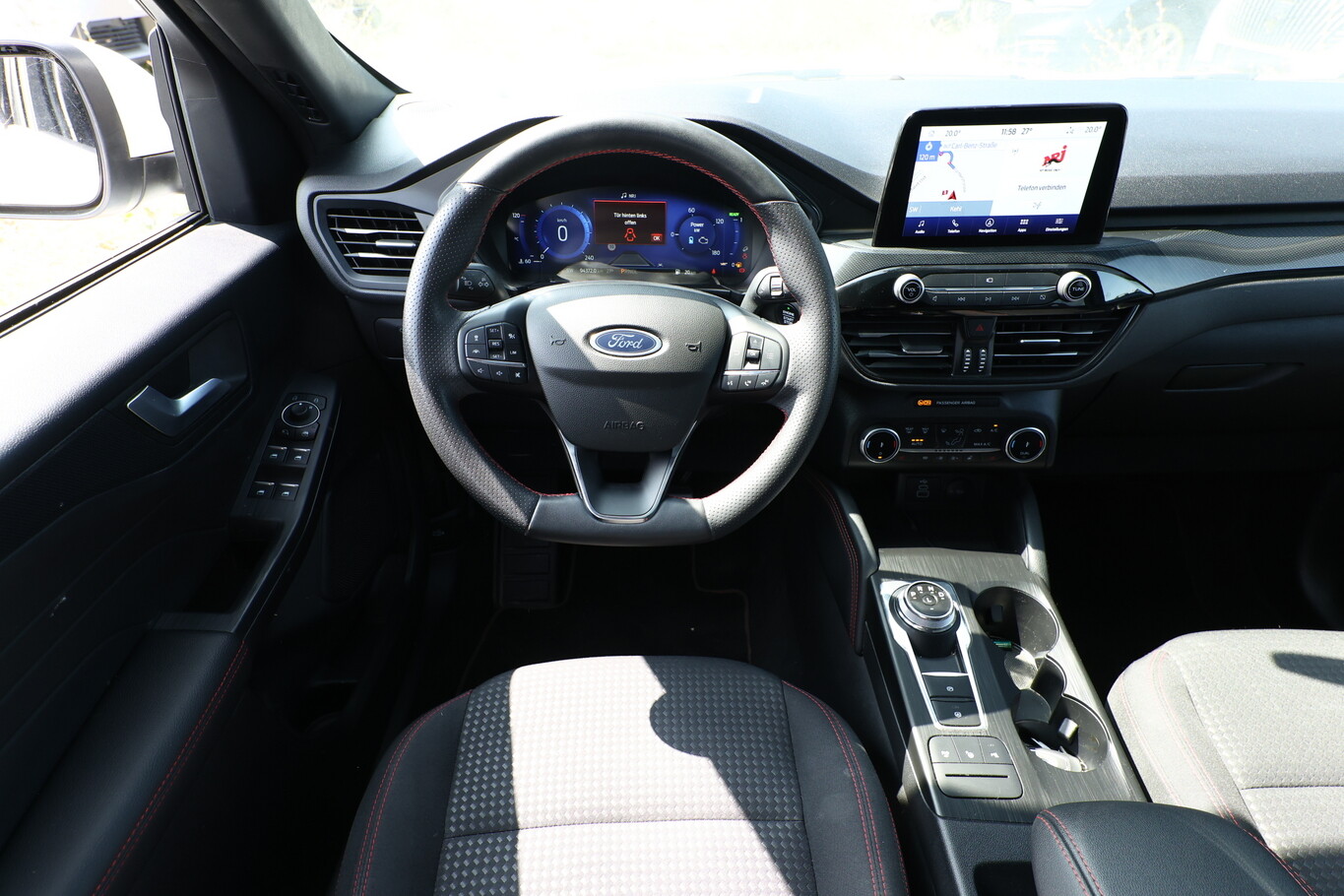 Ford Kuga 2.5 FHEV 180 Aut. ST-Line Pano ACC  176552006 6