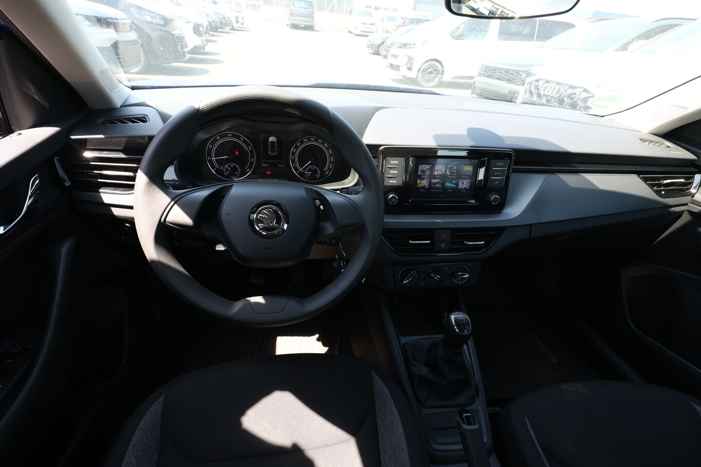 Skoda Kamiq 1.0 TSI 95 Active Cool&Sound radars 177526127 6