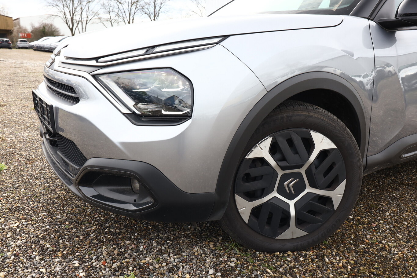 Citro&euml;n C4 130 Feel SHZ DigC CarP LED PDC Reg. 179966598 4