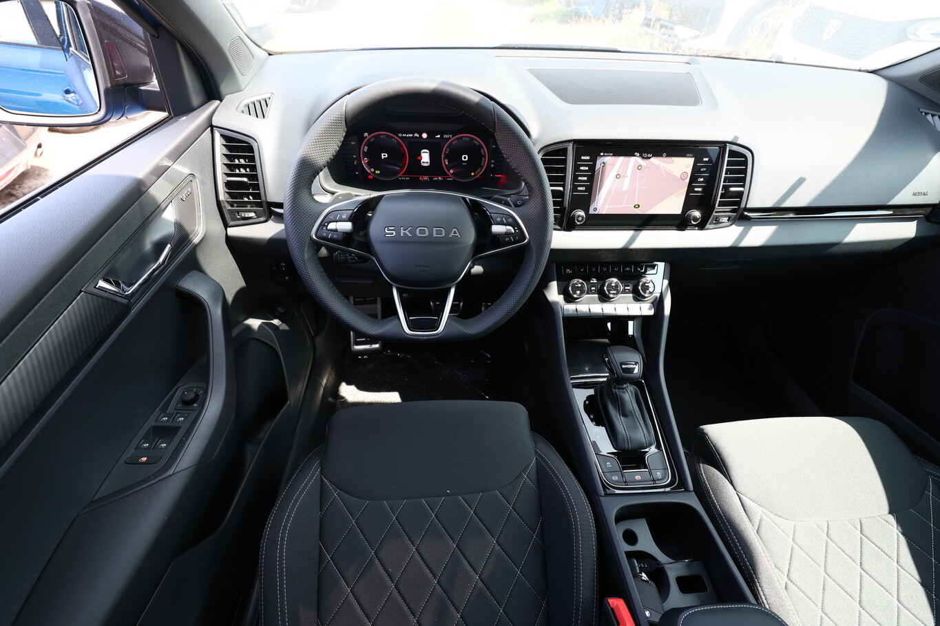 Skoda Karoq 150 DSG Sportl Pano Matrix GPS 360&deg; 179970809 6