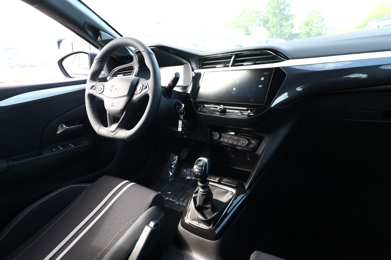 Opel Corsa 100 GS Si&egrave;ges chauf Cam 180530505 8