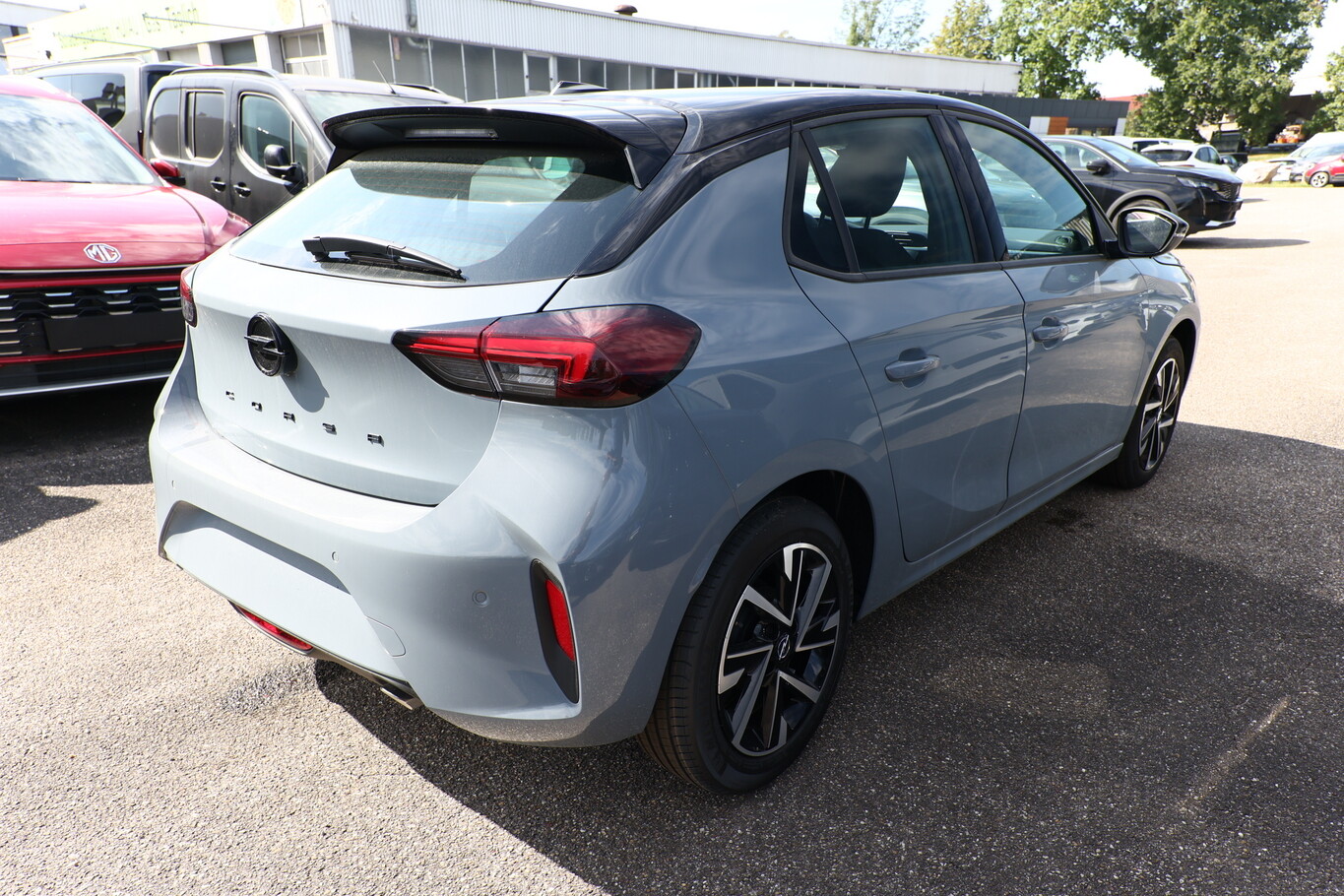 Opel Corsa 100 GS Si&egrave;ges chauf Cam 180532223 2