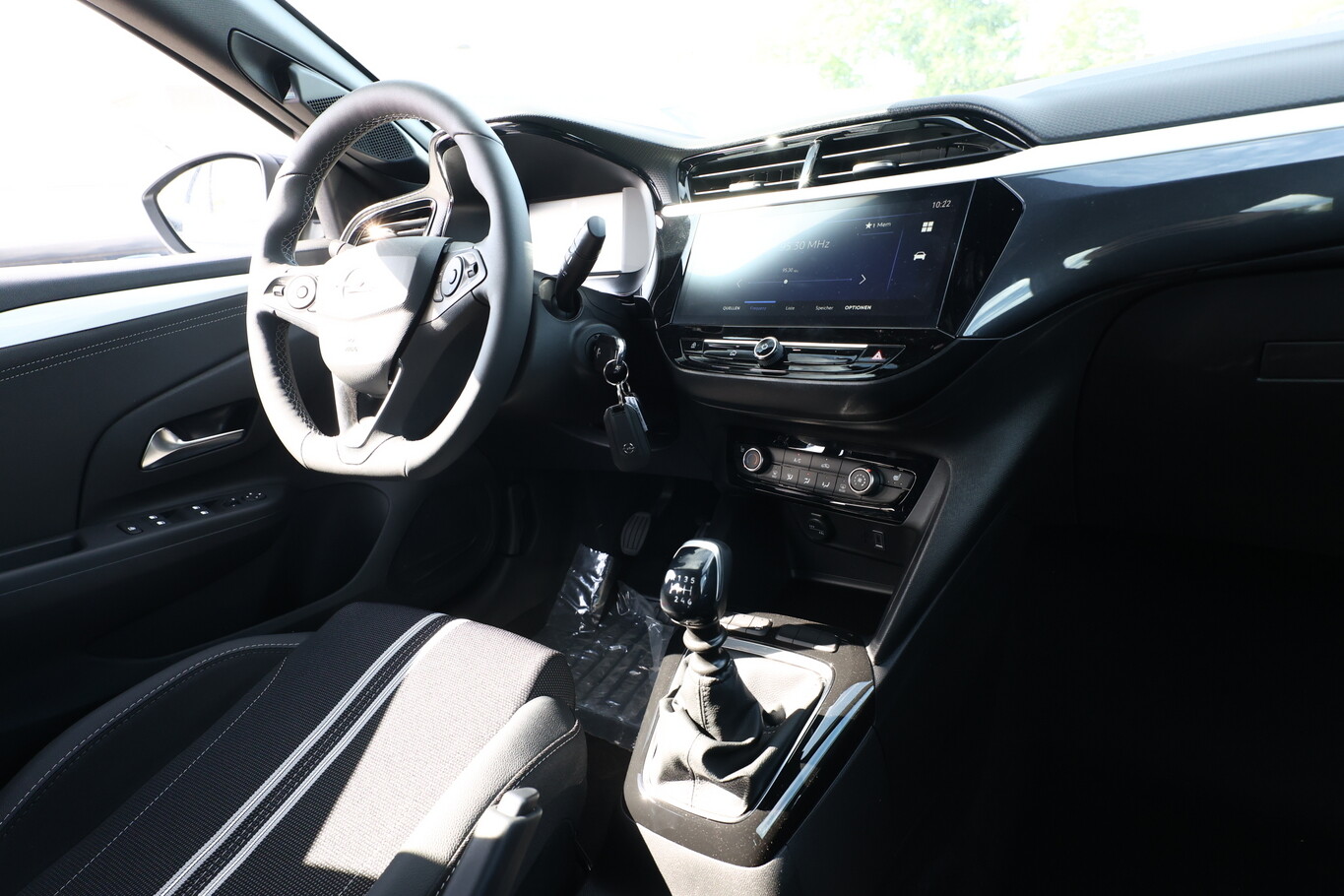 Opel Corsa 100 GS Si&egrave;ges chauf Cam 180532223 8