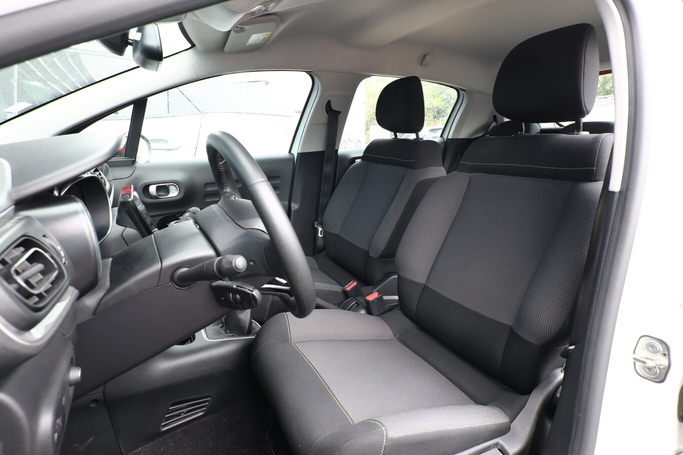 Citro&euml;n C3 1.2 PureTech 82 Shine MirrorL radars 181223960 5
