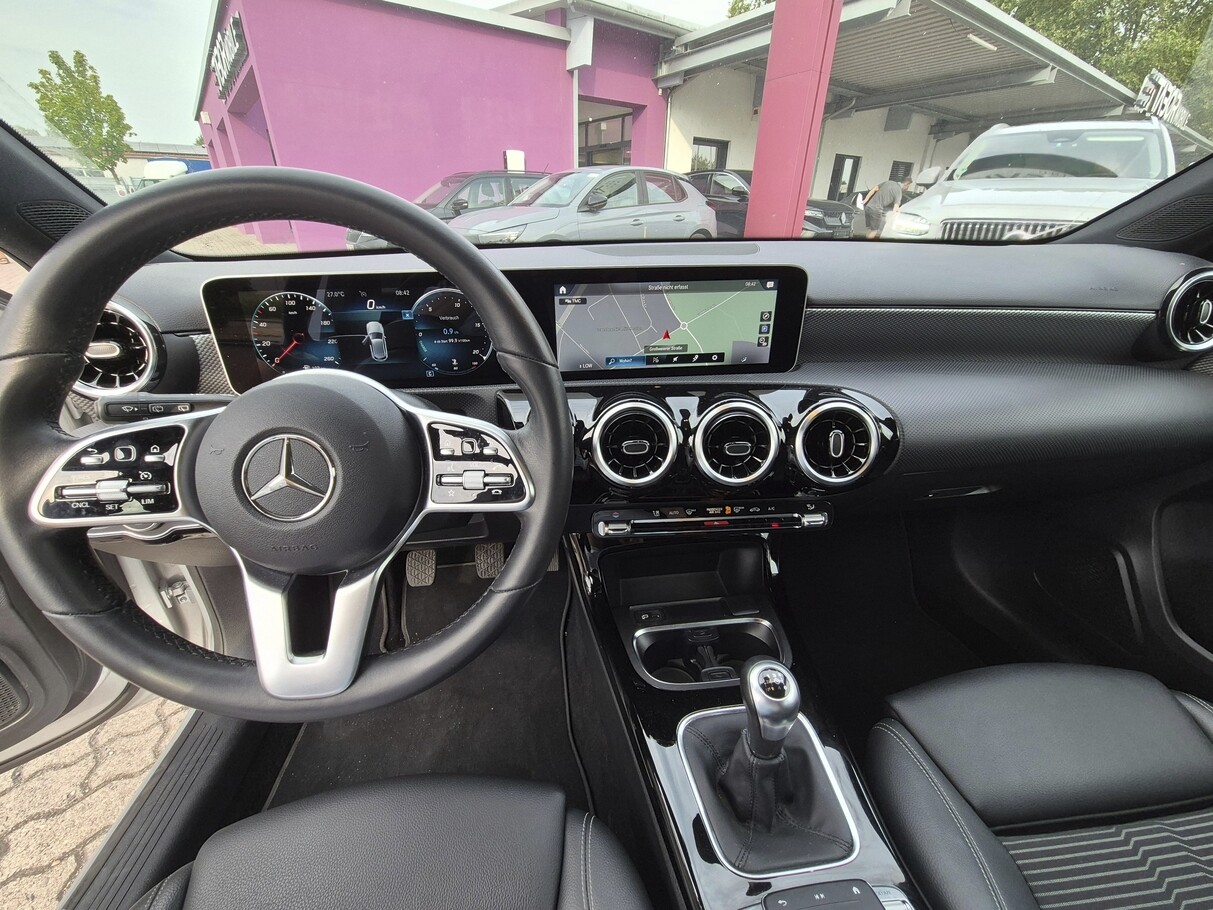 Mercedes-Benz A 200 Progressive GPS ParcAs Cam 181412299 5