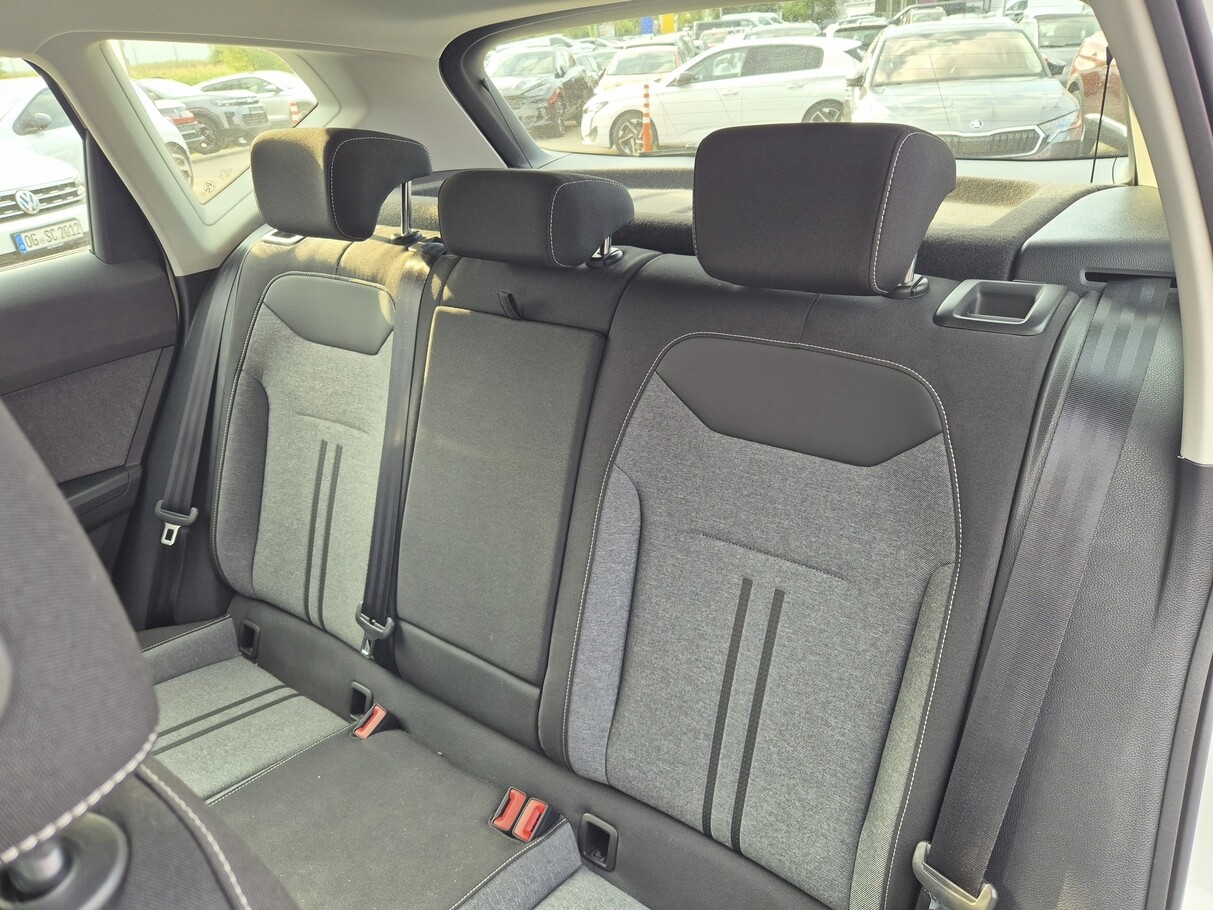 Seat Ateca 1.5 TSI 150 DSG Style ACC FullLink 183686818 7