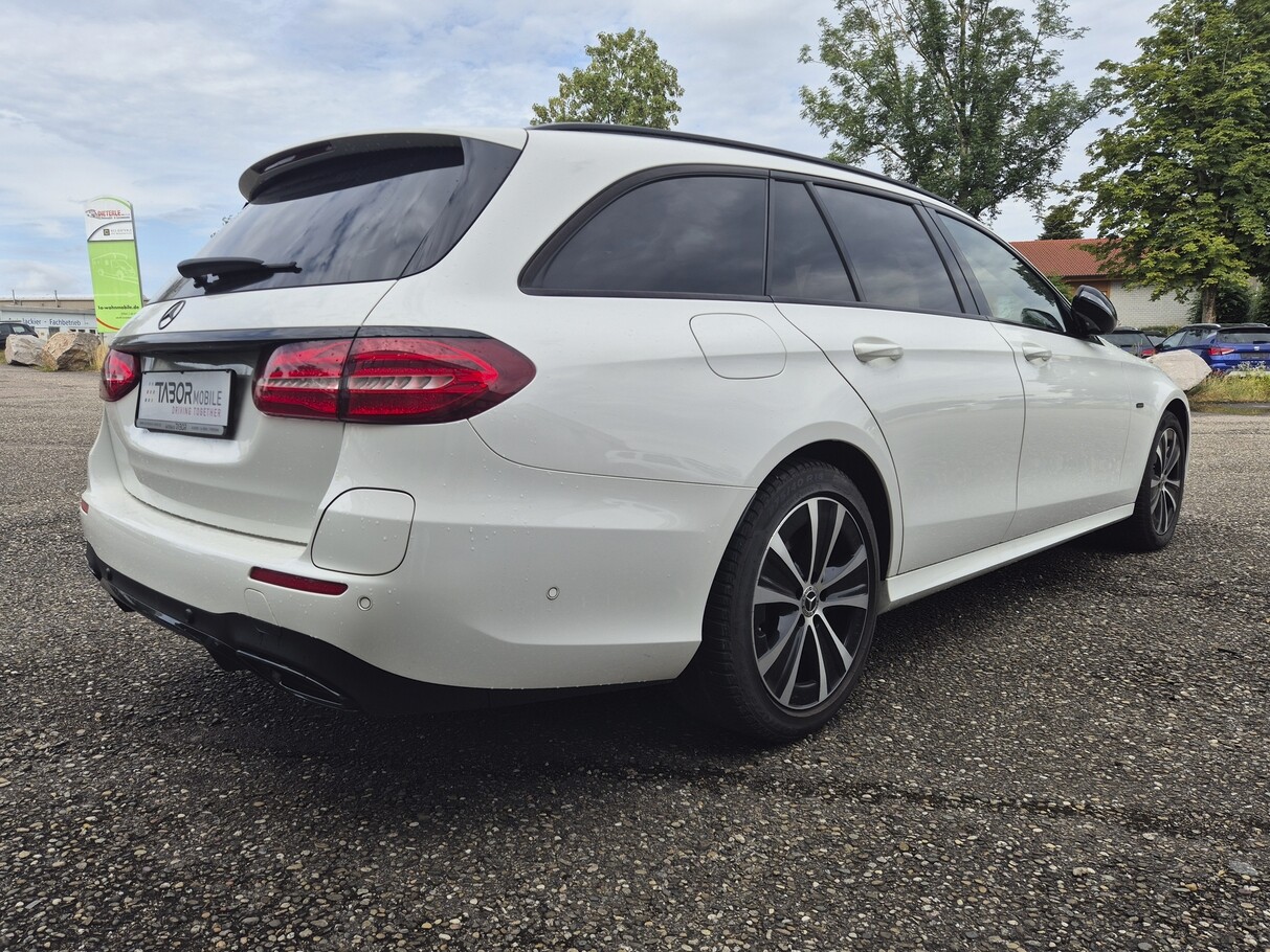 Mercedes-Benz E 300 de T AMG Line Multibeam  185136555 2