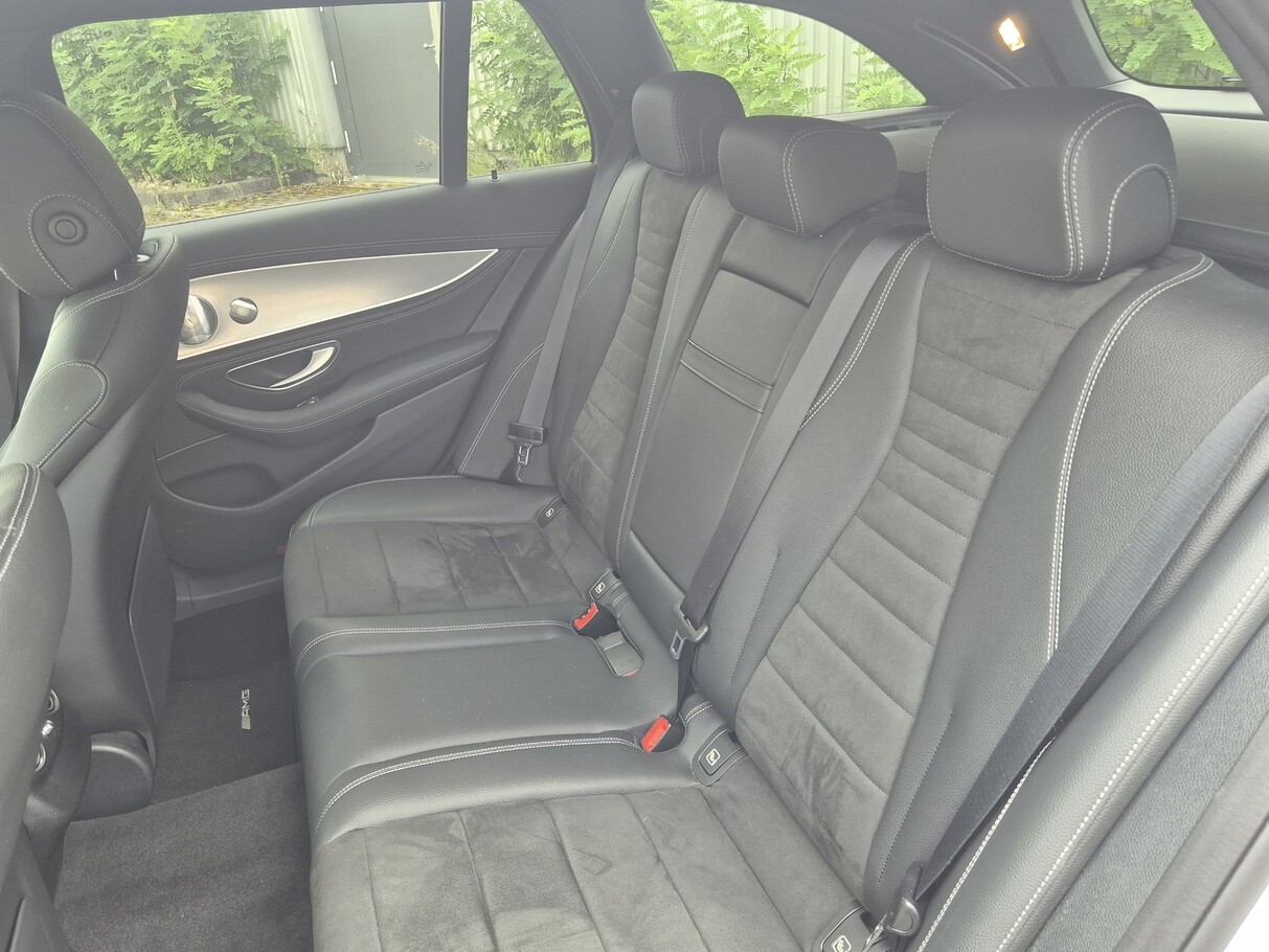 Mercedes-Benz E 300 de T AMG Line Multibeam  185136555 11