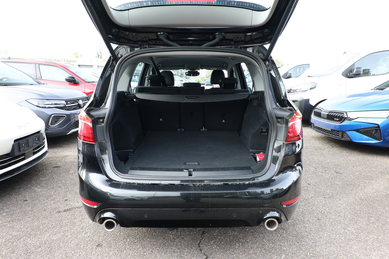 BMW 220i Gran Tourer Advantage GPS Cam radars 185241473 10