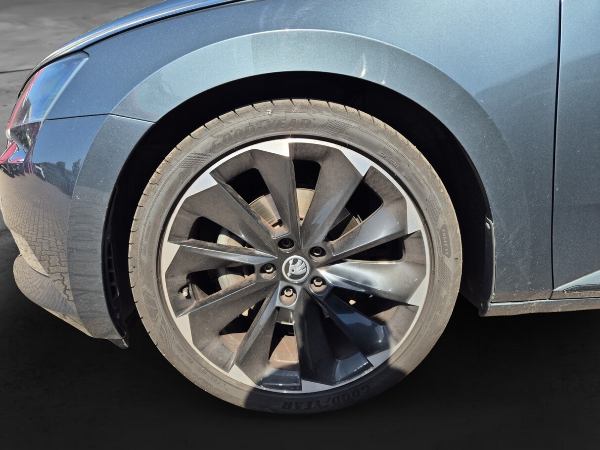 Skoda Superb Combi 2.0 TDI 190 DSG SportLine 185741583 12