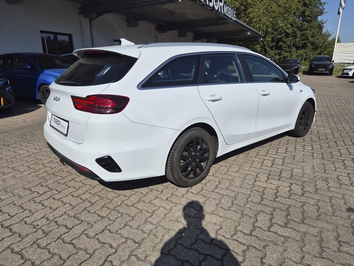 Kia Ceed SW 1.5 T-GDI 160 Vision radars Cam 16P 186043983 2