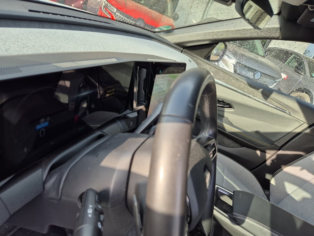 Renault Megane E-Tech EV60 220 Techno OptiCharg 186046809 12