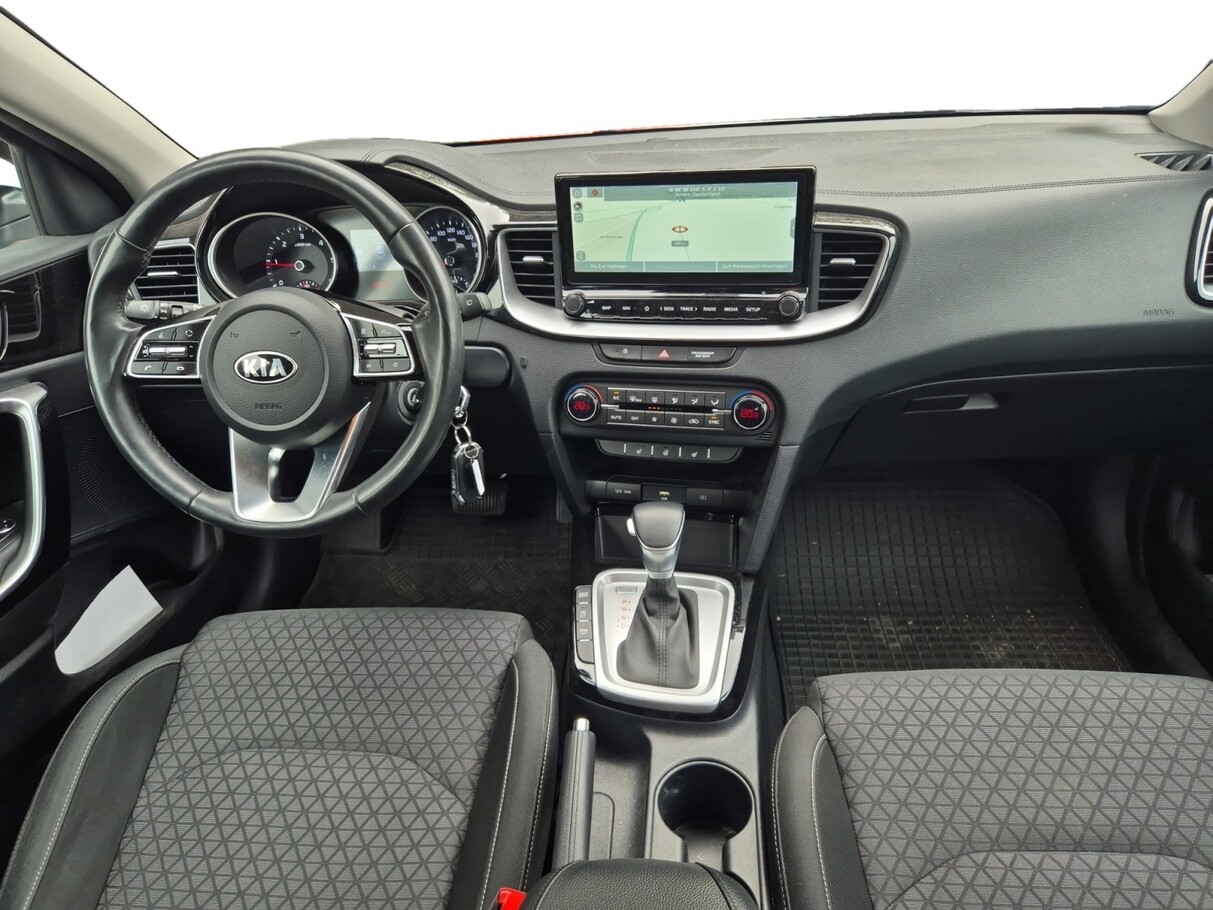 Kia Ceed 1.6 CRDi 136 DCT Mild Hybrid Vision  187102770 5