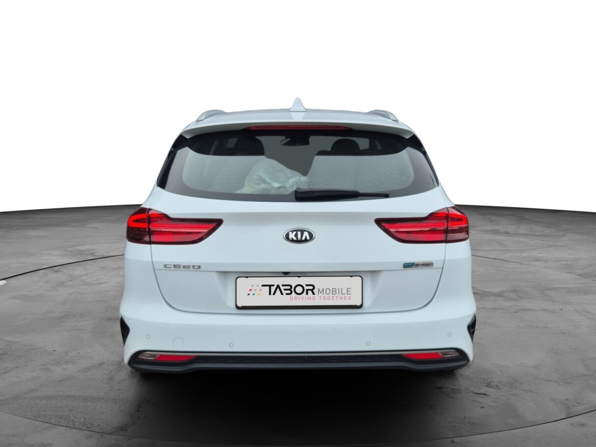 Kia Ceed 1.6 CRDi 136 DCT Mild Hybrid Vision  187102770 15
