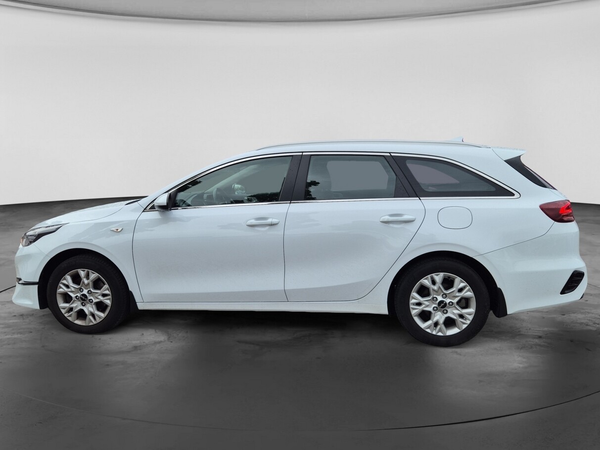 Kia Ceed SW 1.6 CRDi 136 Mild Hybrid Vision PDC 187484389 3
