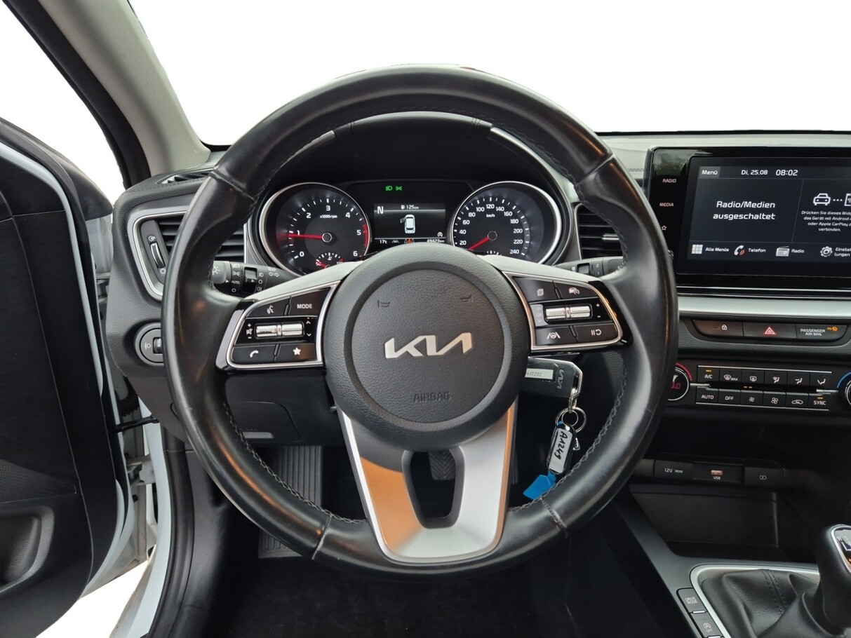 Kia Ceed SW 1.6 CRDi 136 Mild Hybrid Vision PDC 187484389 8