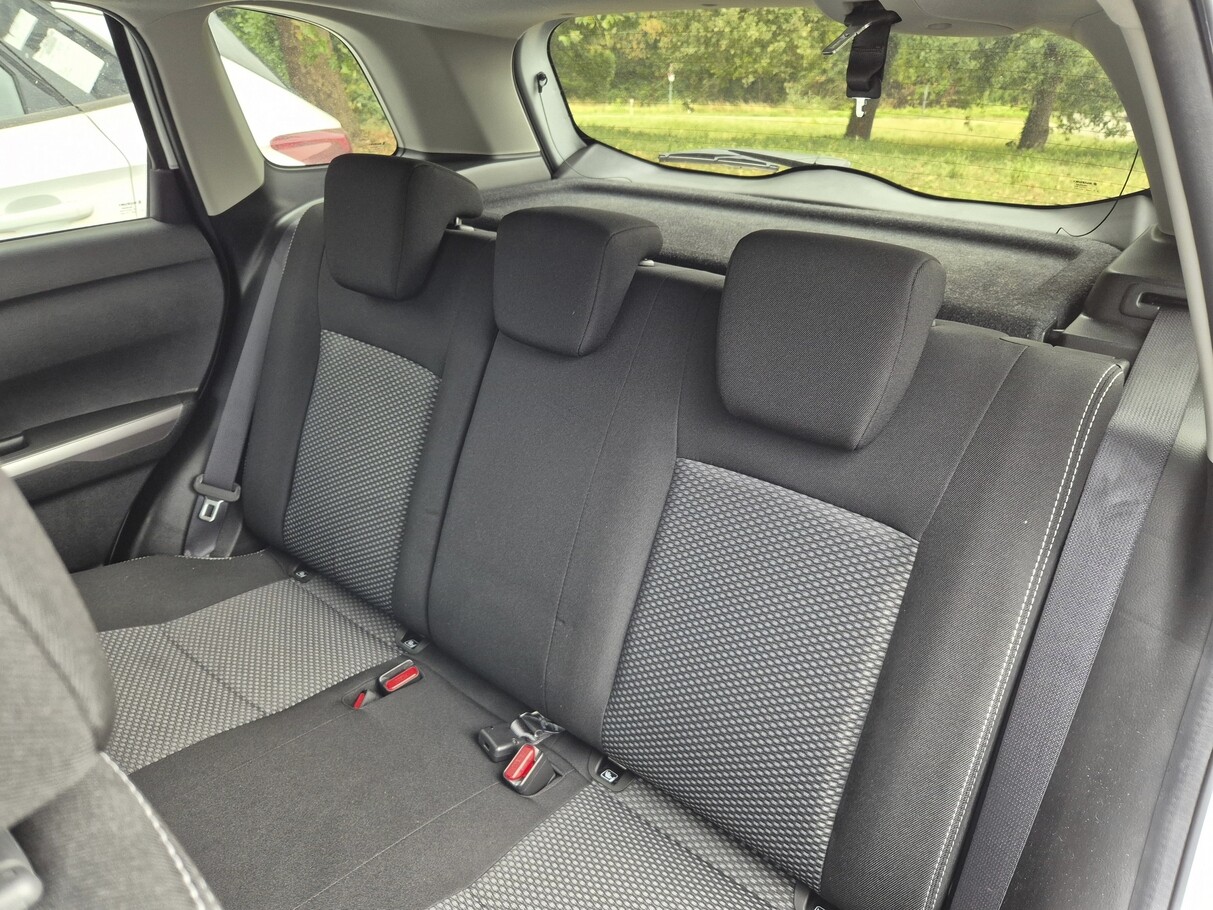Suzuki Vitara 1.4 DITC HYBRID 4x4 Aut. Comfort  187488002 8