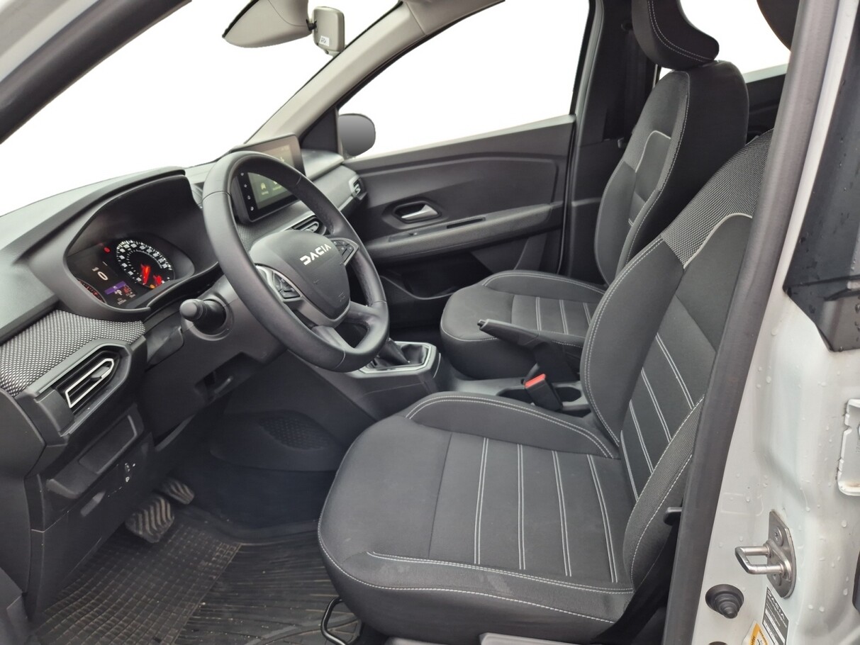 Dacia Sandero III 1.0 TCe 90 CVT Expression LED 187826515 9