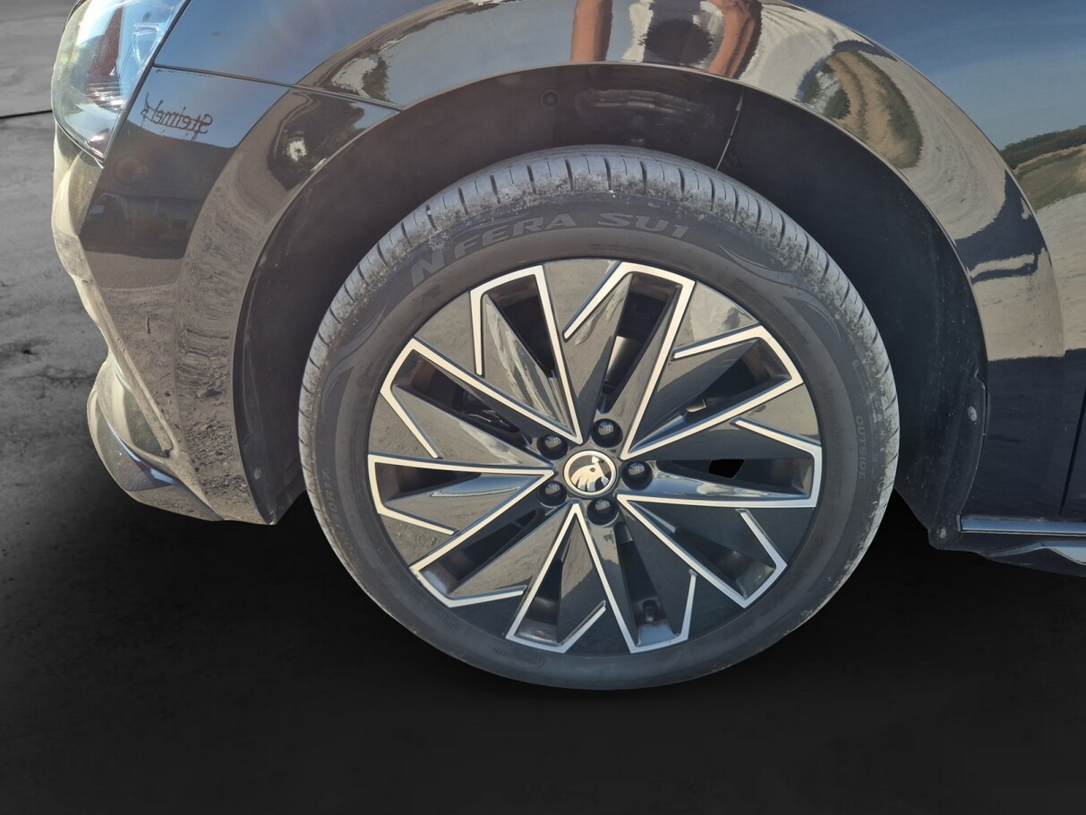 Skoda Scala 1.5 TSI 150 DSG Monte Carlo Pano  189533830 12