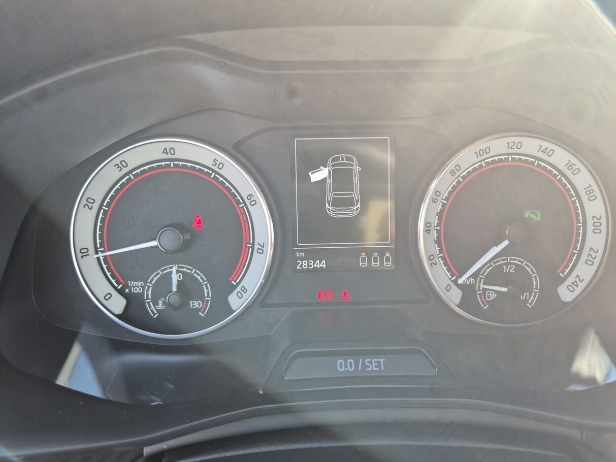 Skoda Scala 1.5 TSI 150 DSG Monte Carlo Pano  189533830 18