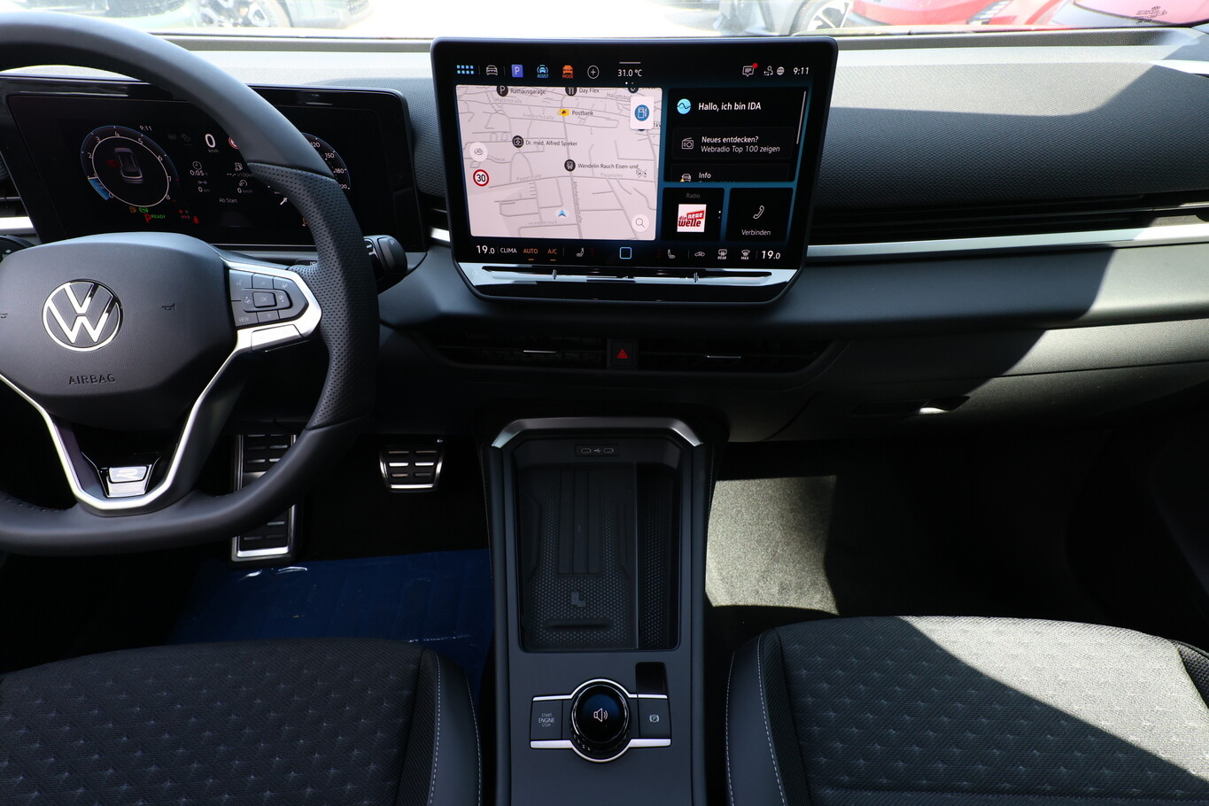 Volkswagen T-Roc R-Line EasyO GPS 5AnsGar ParkA 190027522 7