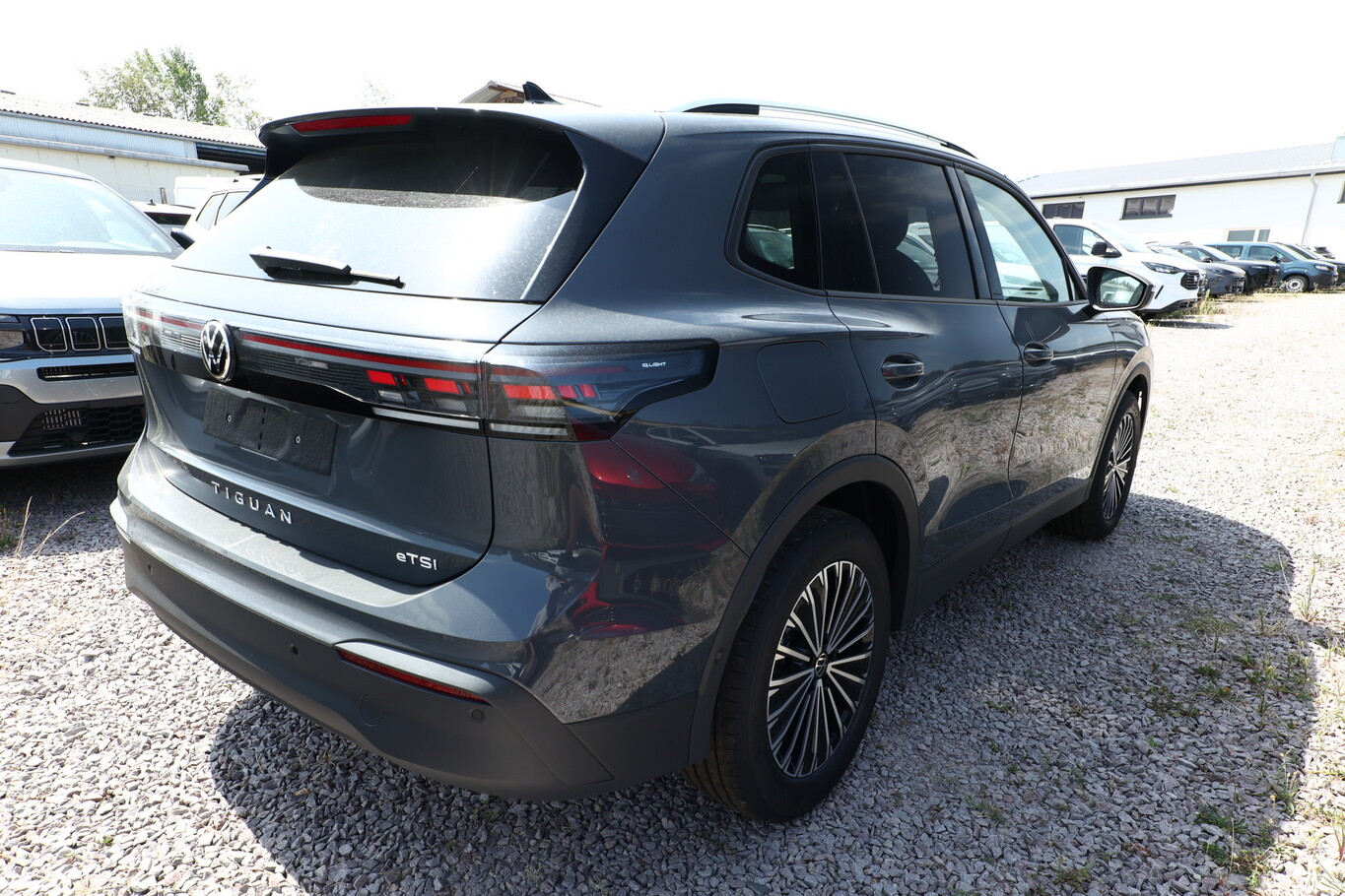 Volkswagen Tiguan 150 DSG LED+ Pano GPS G-5Ans 190028151 2