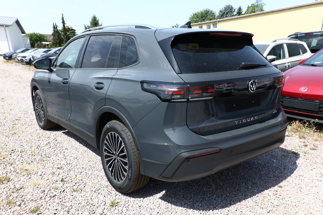 Volkswagen Tiguan 150 DSG LED+ Pano GPS G-5Ans 190028151 3