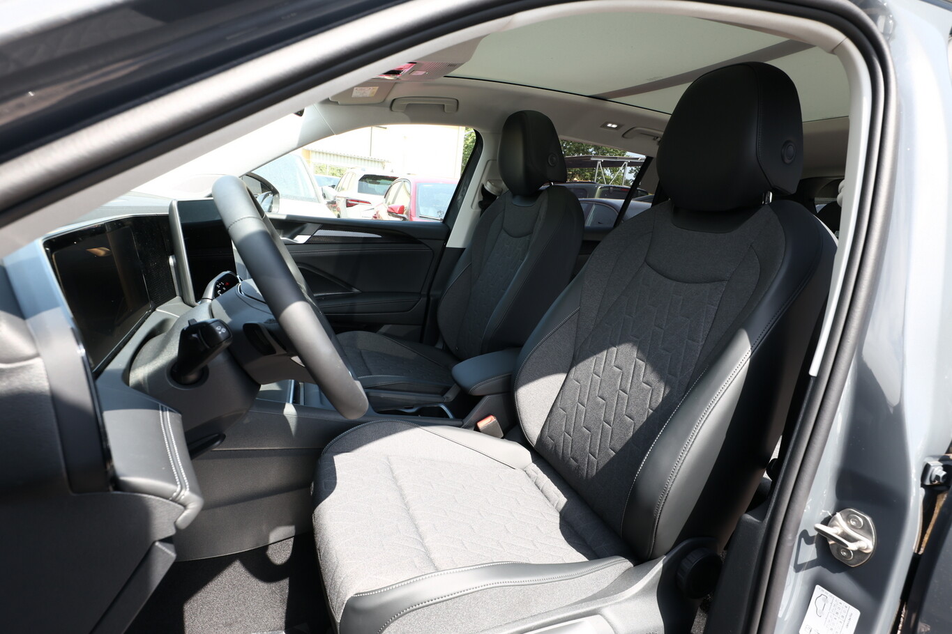 Volkswagen Tiguan 150 DSG LED+ Pano GPS G-5Ans 190028151 5