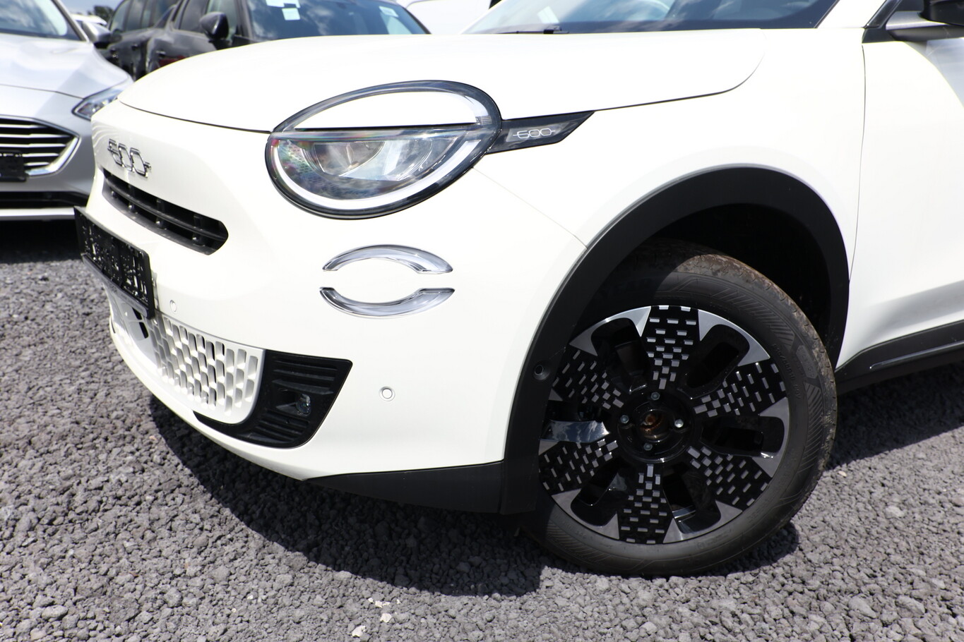 Fiat 600 Hybrid La Prima ACC GPS Cam 360&deg;PDC BT 190335821 4