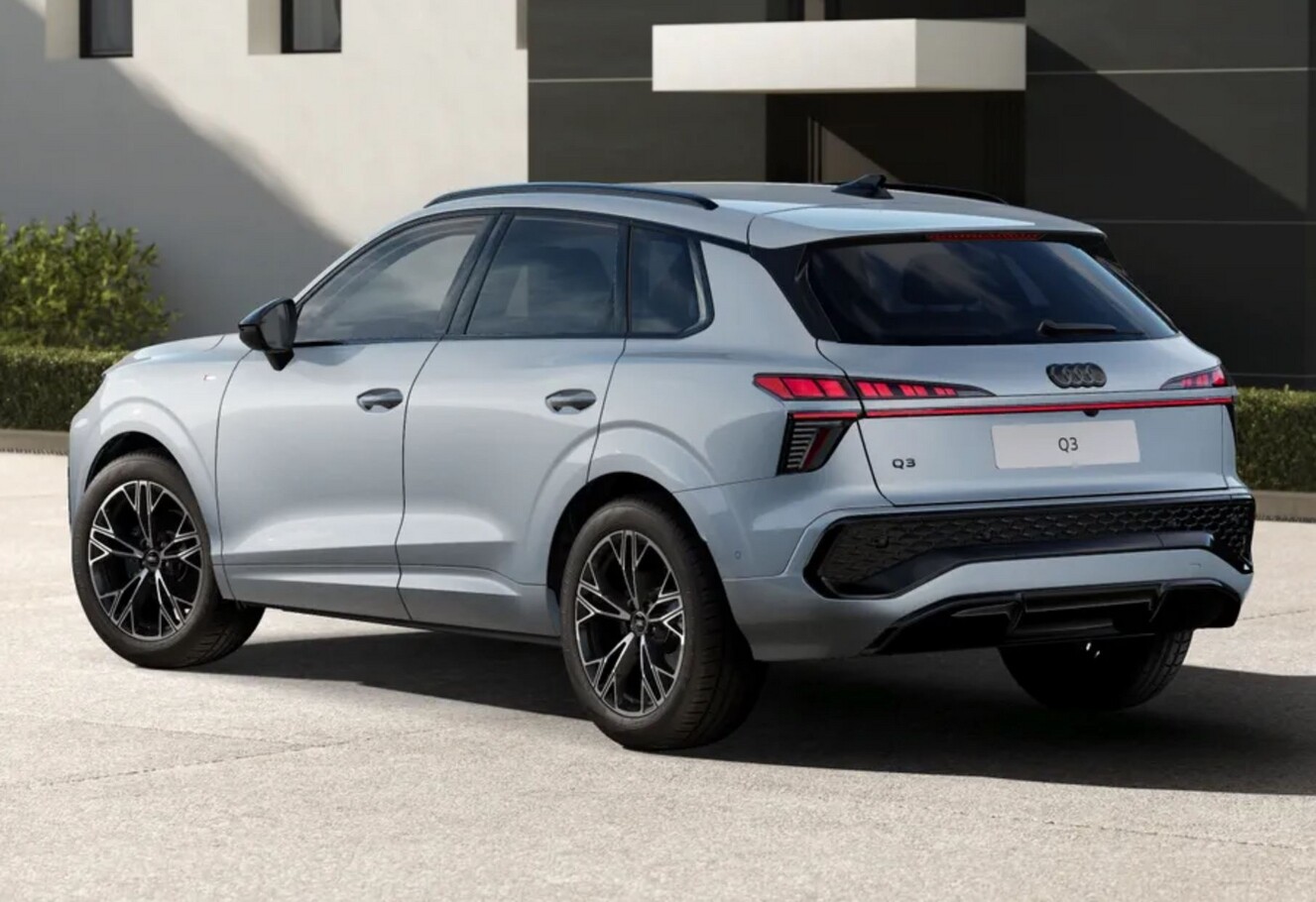 Audi Q3 150CV 2xS line Tech+ 19