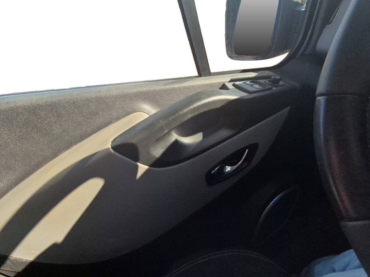 Renault Trafic 2,0 dCi 120 L1H1 Start 2,8t 9P 190557716 11