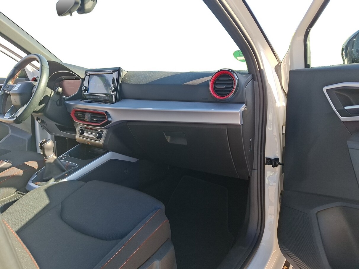 Seat Arona 1.0 TSI 110 FR LED ACC ParcAs FullLi 190562110 4