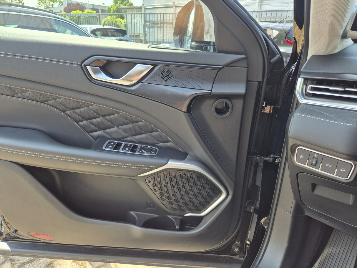 GWM Wey 03 2.0 PHEV 367 DCT  190786385 8